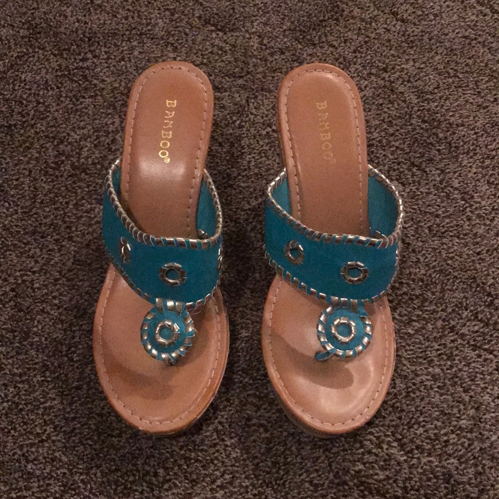 Women’s slide on wedges